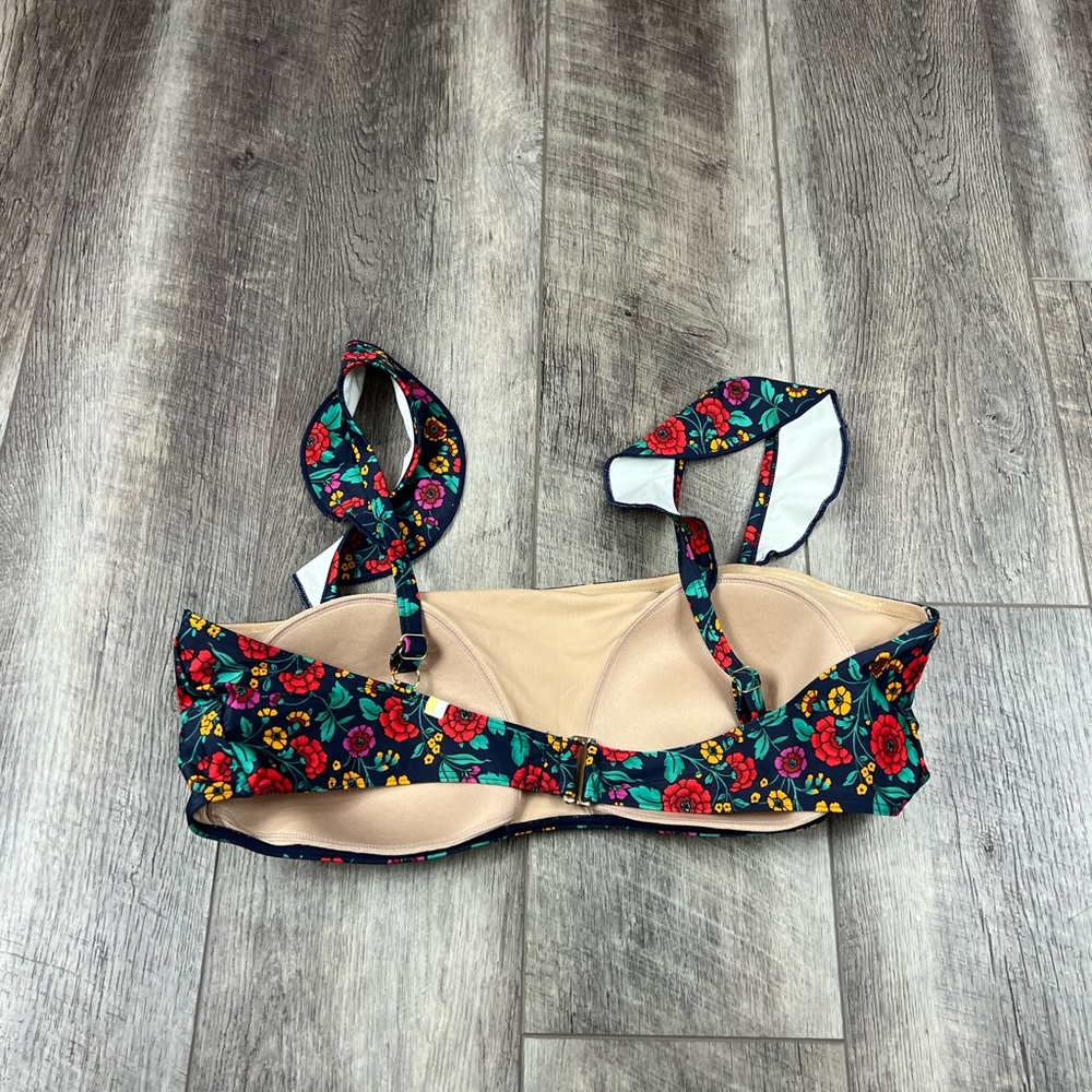 Summersalt Ruffle Oasis‎ Bikini Top - Picture 9 of 13